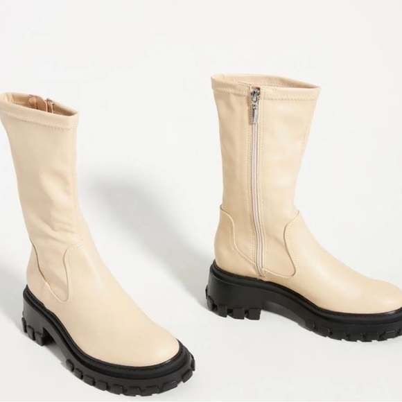 Schutz Kendy lug sole boots - Picture 2 of 12